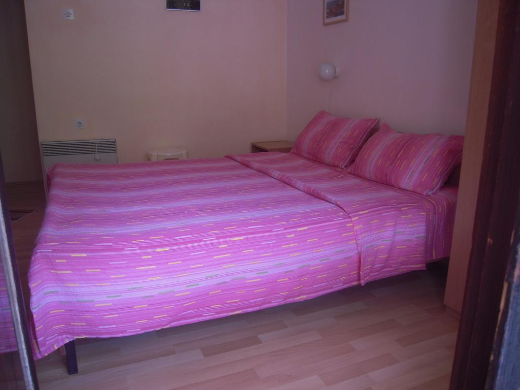 Lile Pestani Accommodation Exterior photo