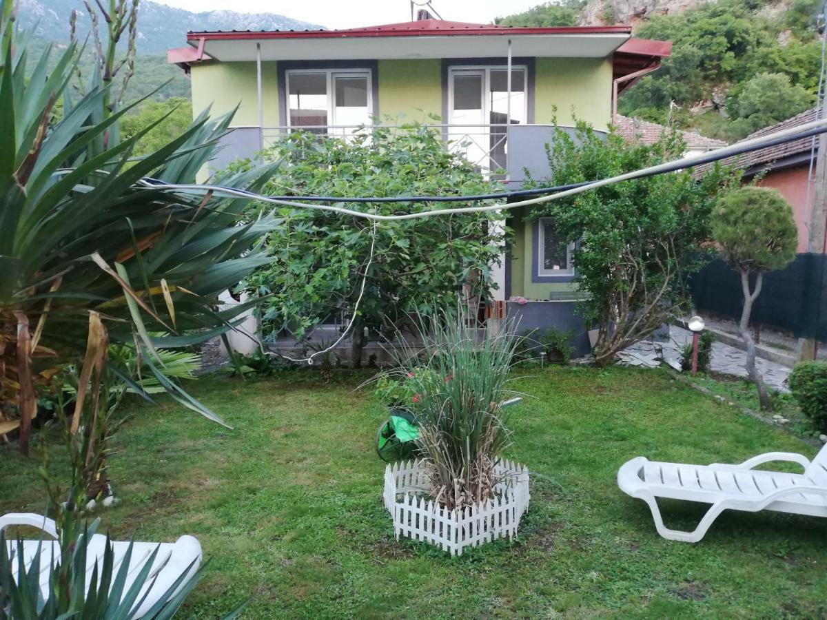 Lile Pestani Accommodation Exterior photo